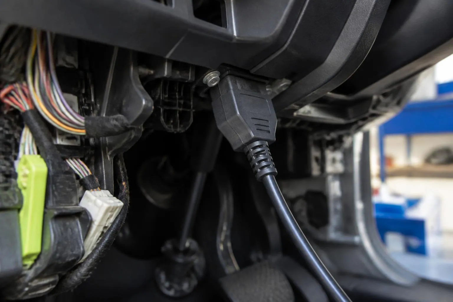Prise de diagnostic avec un cable branche